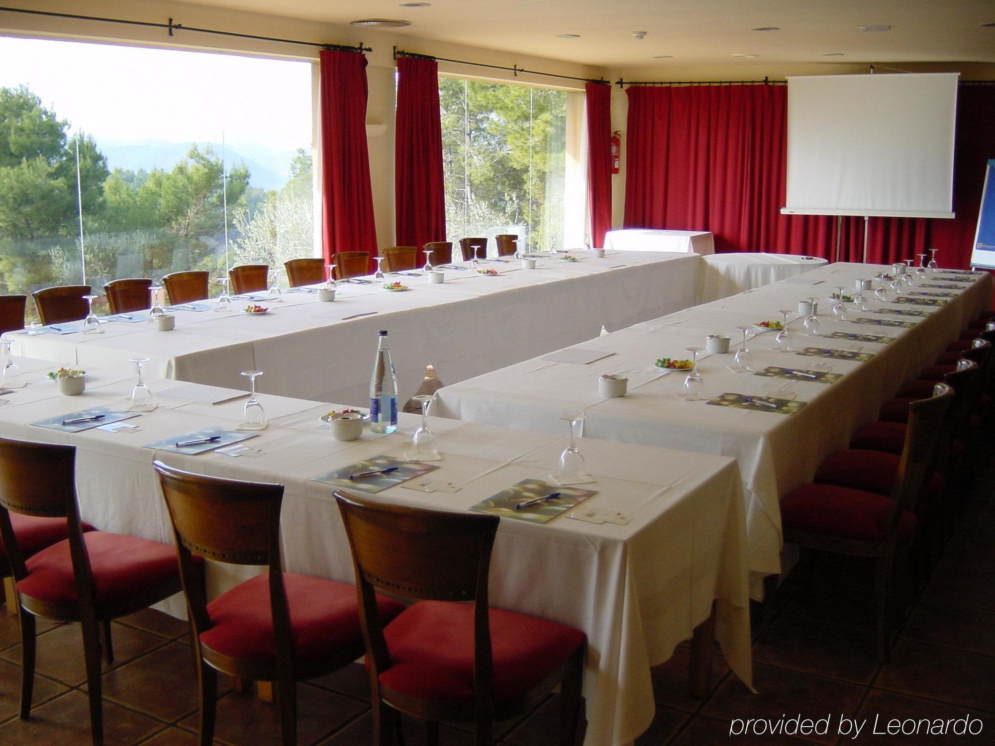 Hotel Golf Can Rafel Corbera de Llobregat Létesítmények fotó